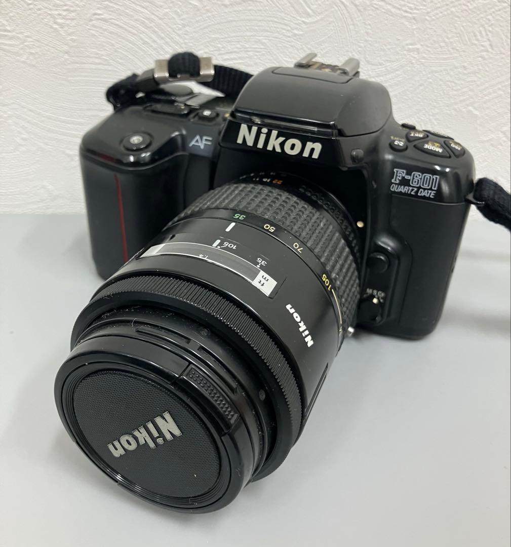 T10303 Nikon P-6000 カメラ 本体と付属品