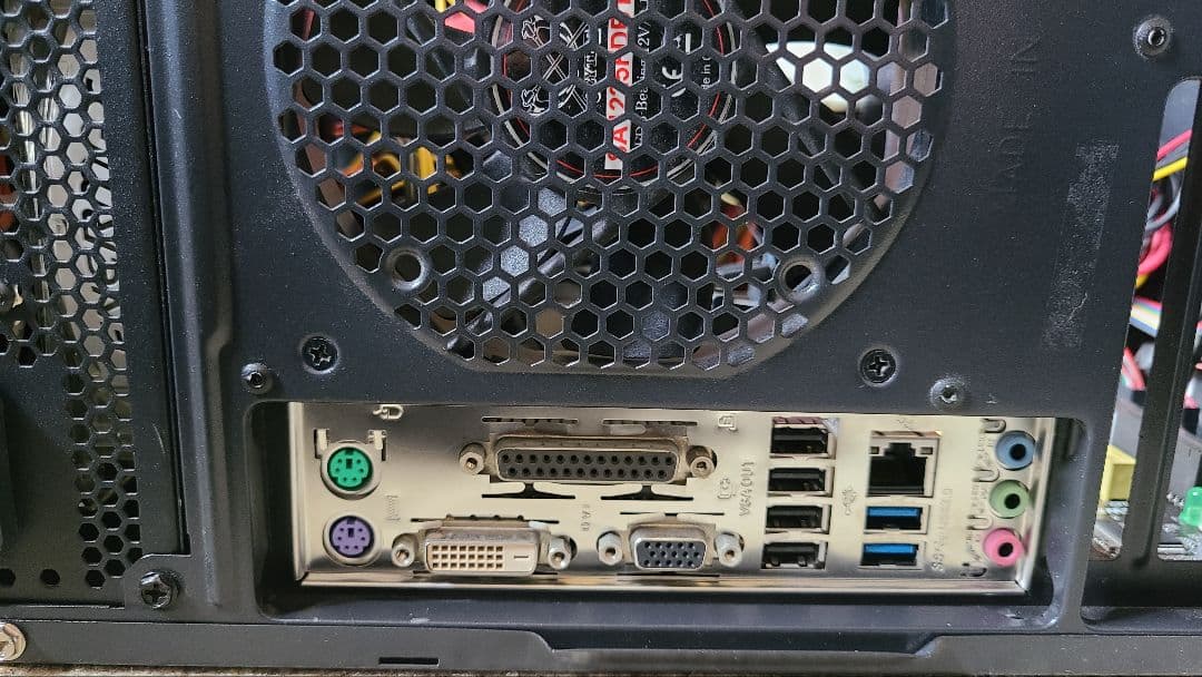 CORE i7-4770 16GB 256SSD 1TBHDD 自作