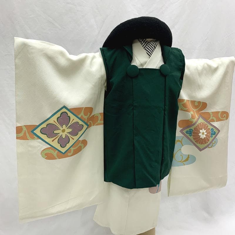 602ab49□七五三 三歳 男児 着物&被布 一つ紋 金駒刺繍 御所車□美品