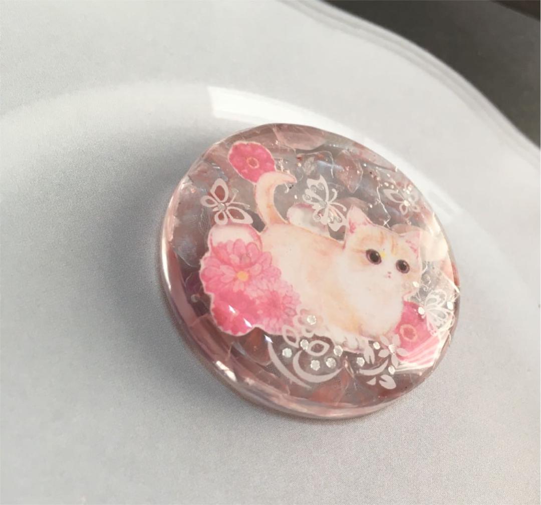 レジンヘアゴム、チェリークォーツ☆キュートな猫ちゃん