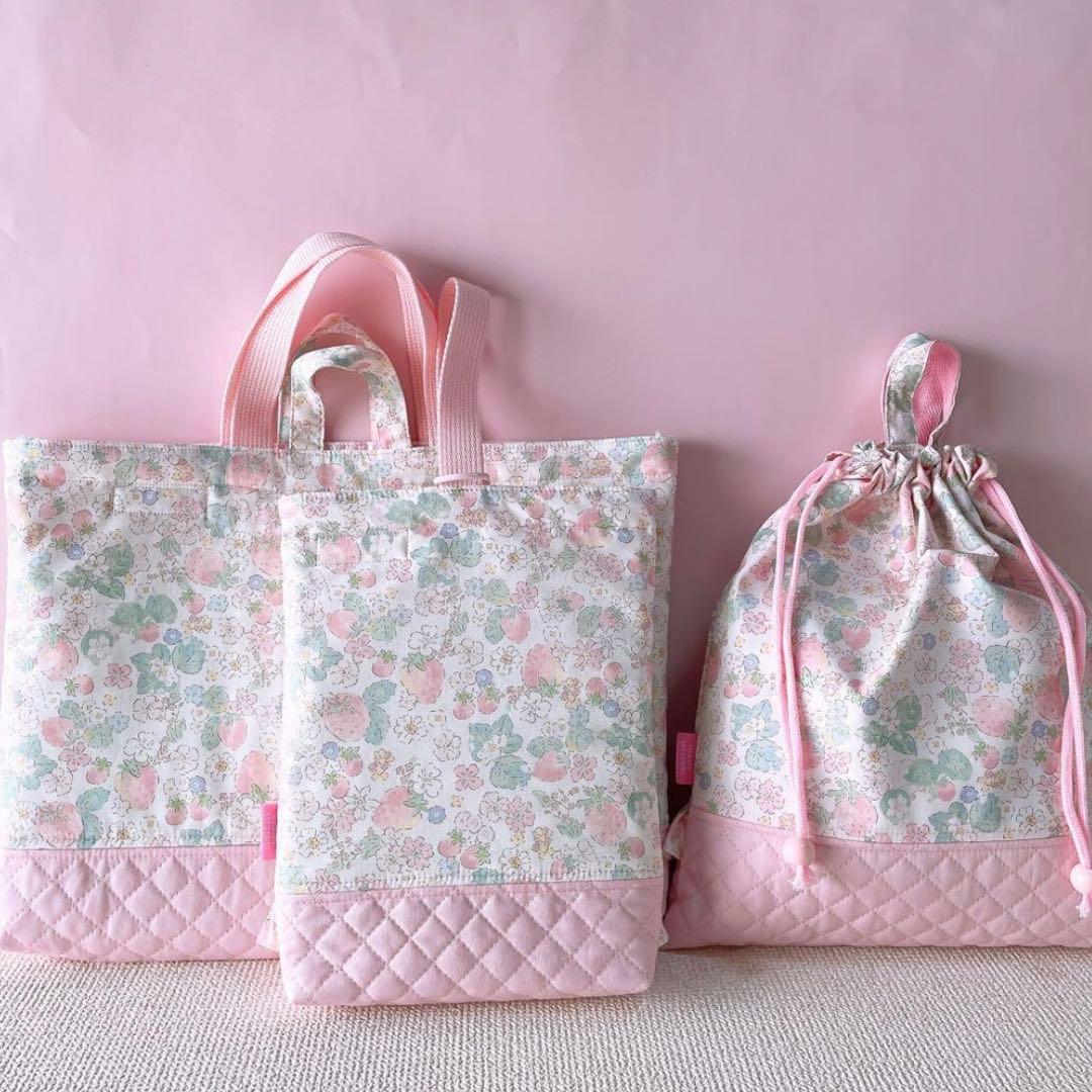 レッスンバック+上履き入れ+体操着袋35×30苺花柄フリル３点セット②−2