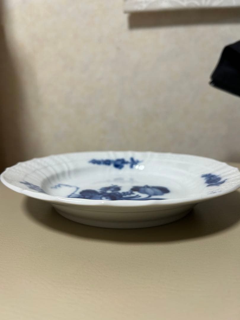   629 青い花柄皿