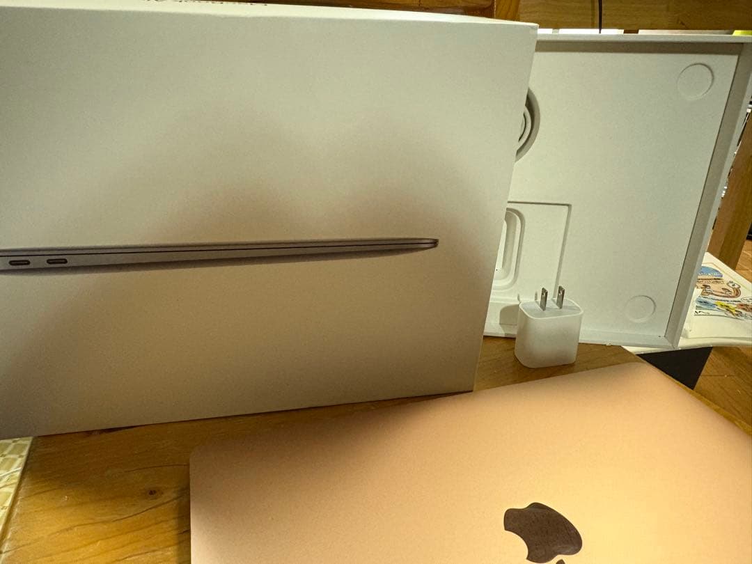 【保証あり】M1 MacBook Air 8GB/256GB 付属品完備 完動品