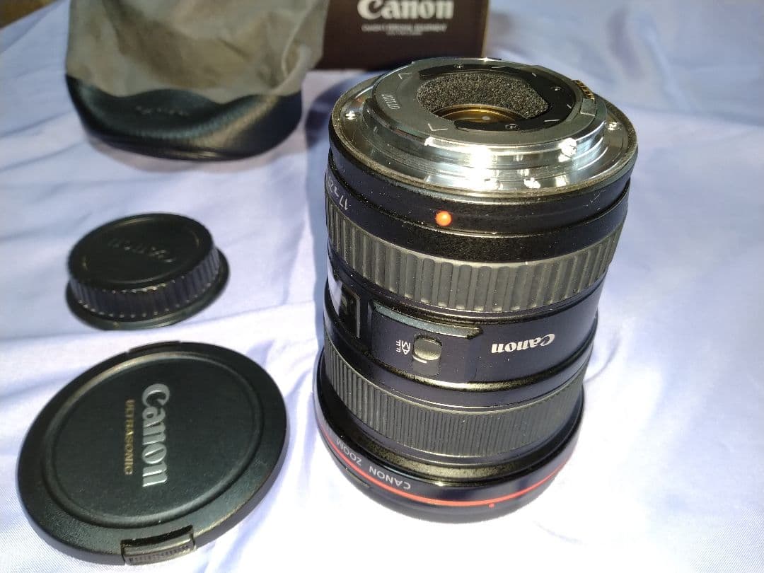 美品　キャノンCanon　EF17-40mm f/4 L USM レンズおまけ付
