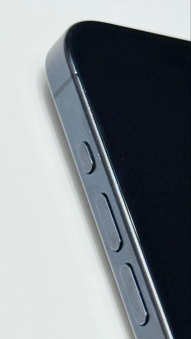 【箱＋ケーブル付き】iPhone 15 Pro 128GB