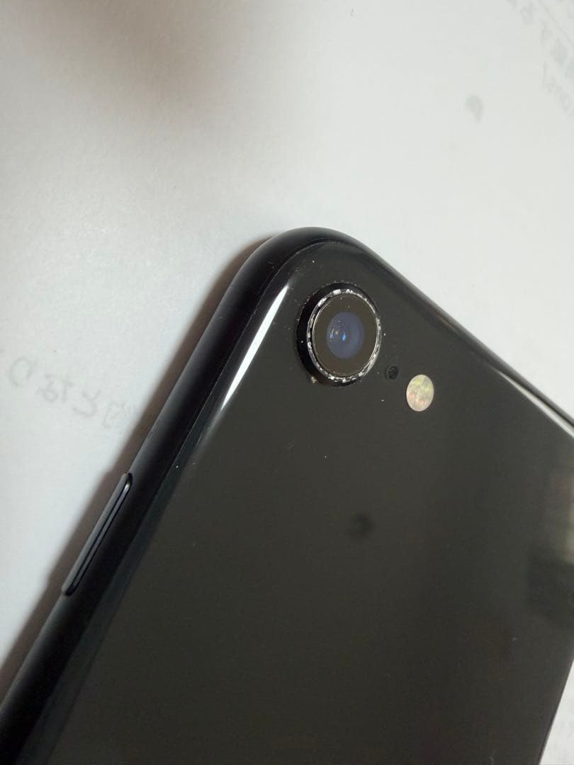 Apple iPhone SE（第2世代） 64GB ブラック　バッテリー74％