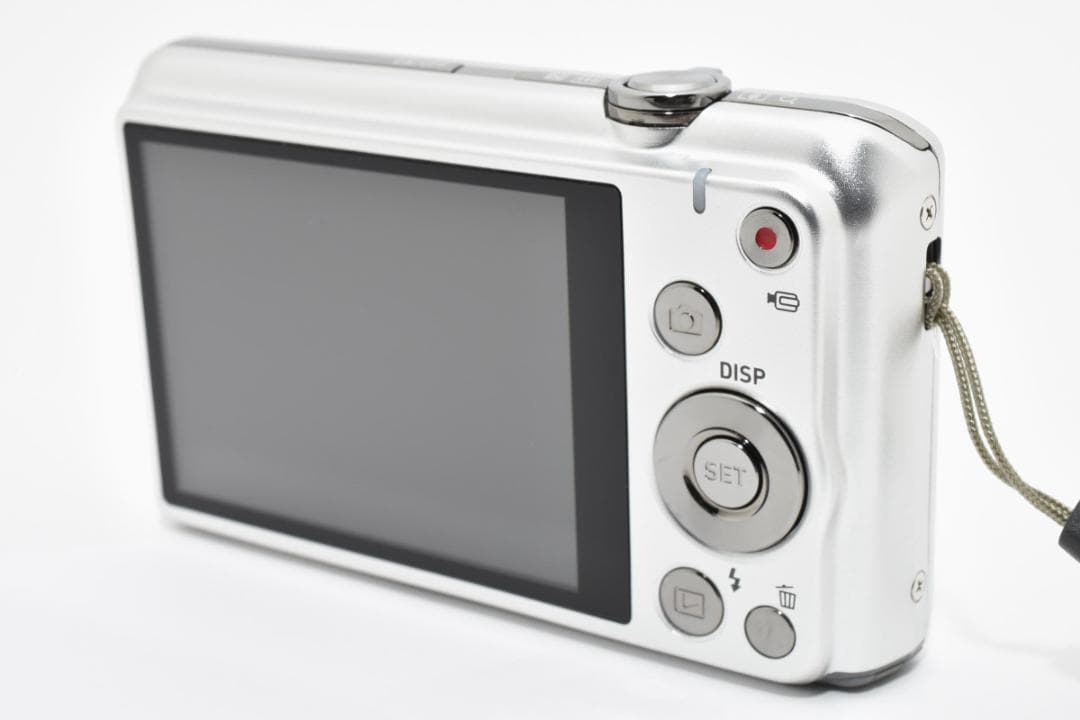 《 美品 》　カシオ　CASIO EXILIM EX-Z900 シルバー