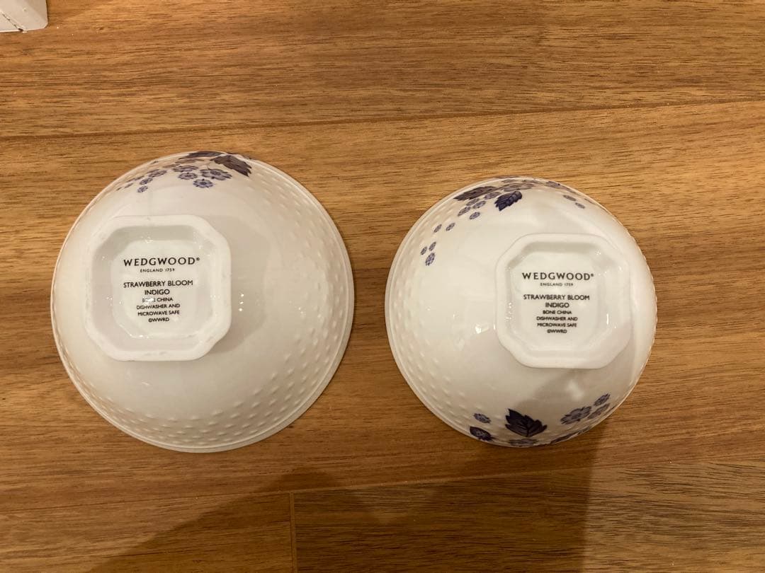 ウェッジウッド ストロベリーブルームインディゴ 夫婦茶碗