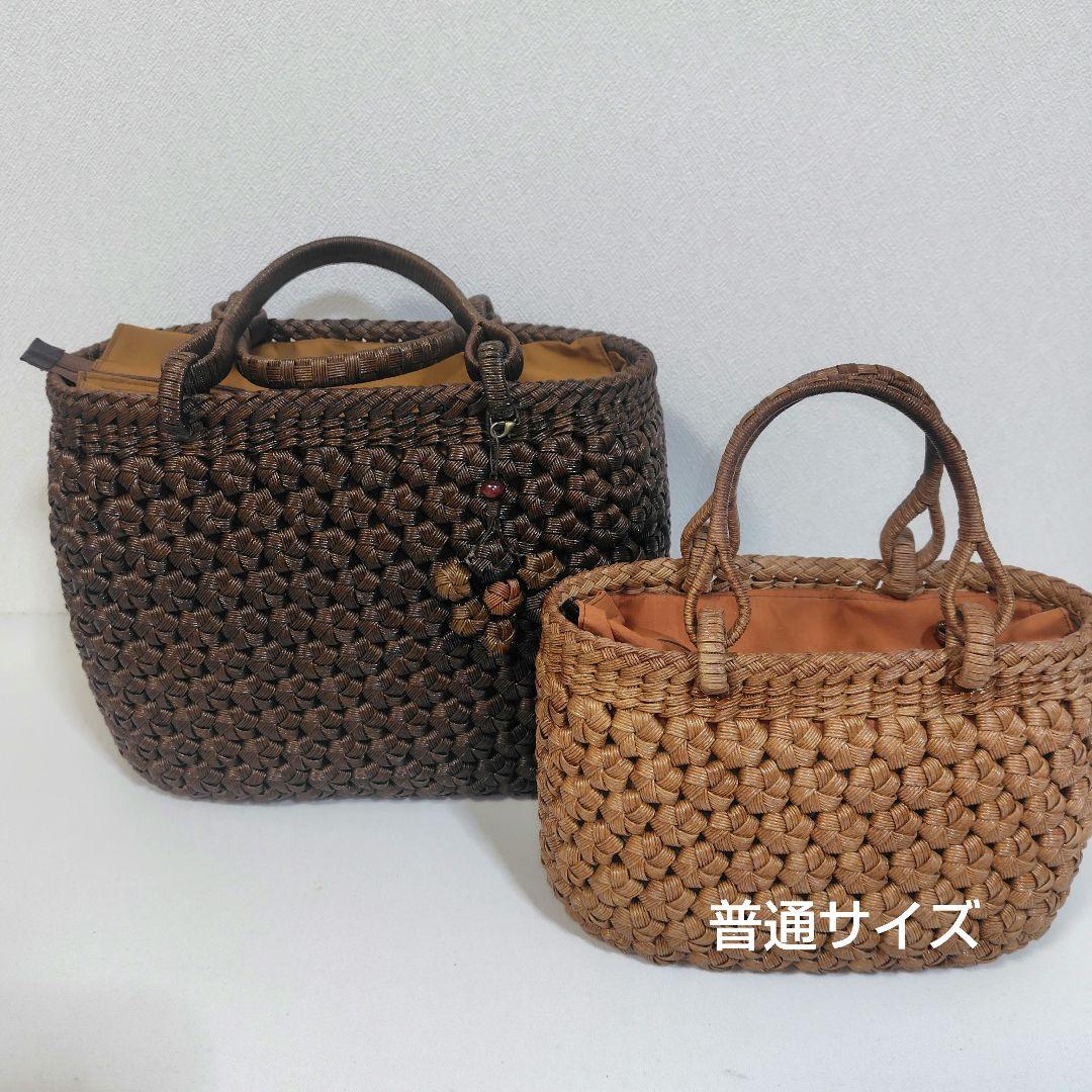 6本のクラフトで作った山葡萄風かごバッグ