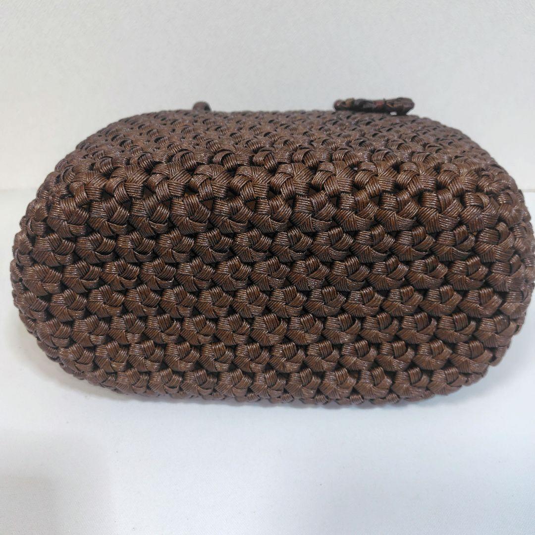 6本のクラフトで作った山葡萄風かごバッグ