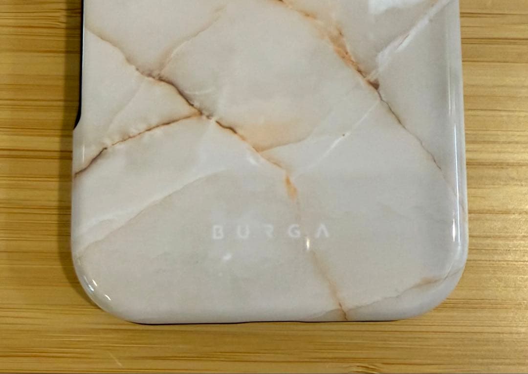 BURGA 大理石風ハードケース