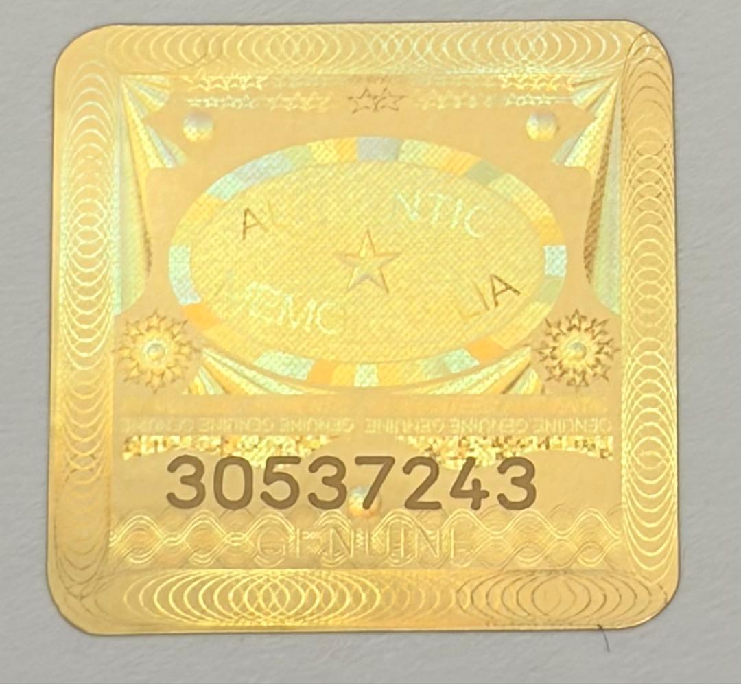 坂本花織 直筆サイン付き写真 世界女王 女子フィギュアスケート　証明書付 1枚①