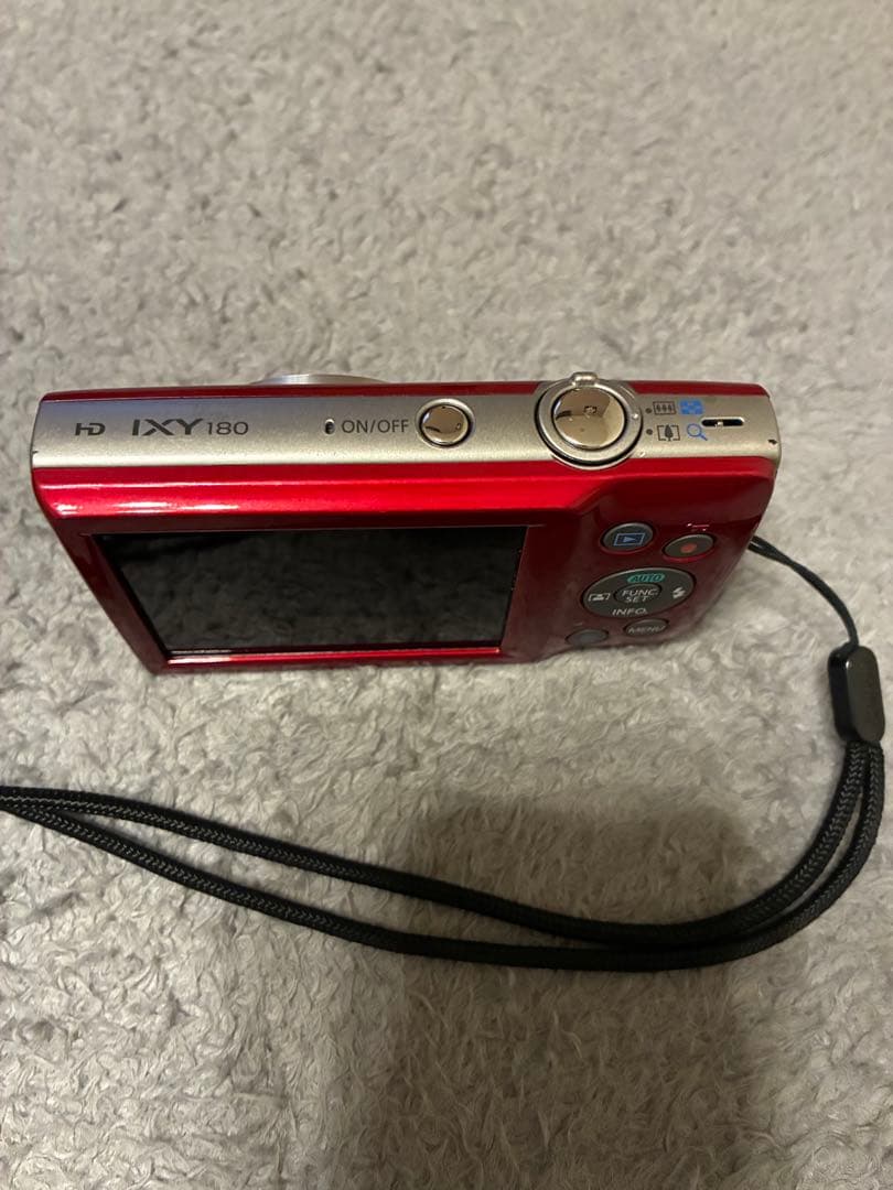 Canon IXY 180 レッド