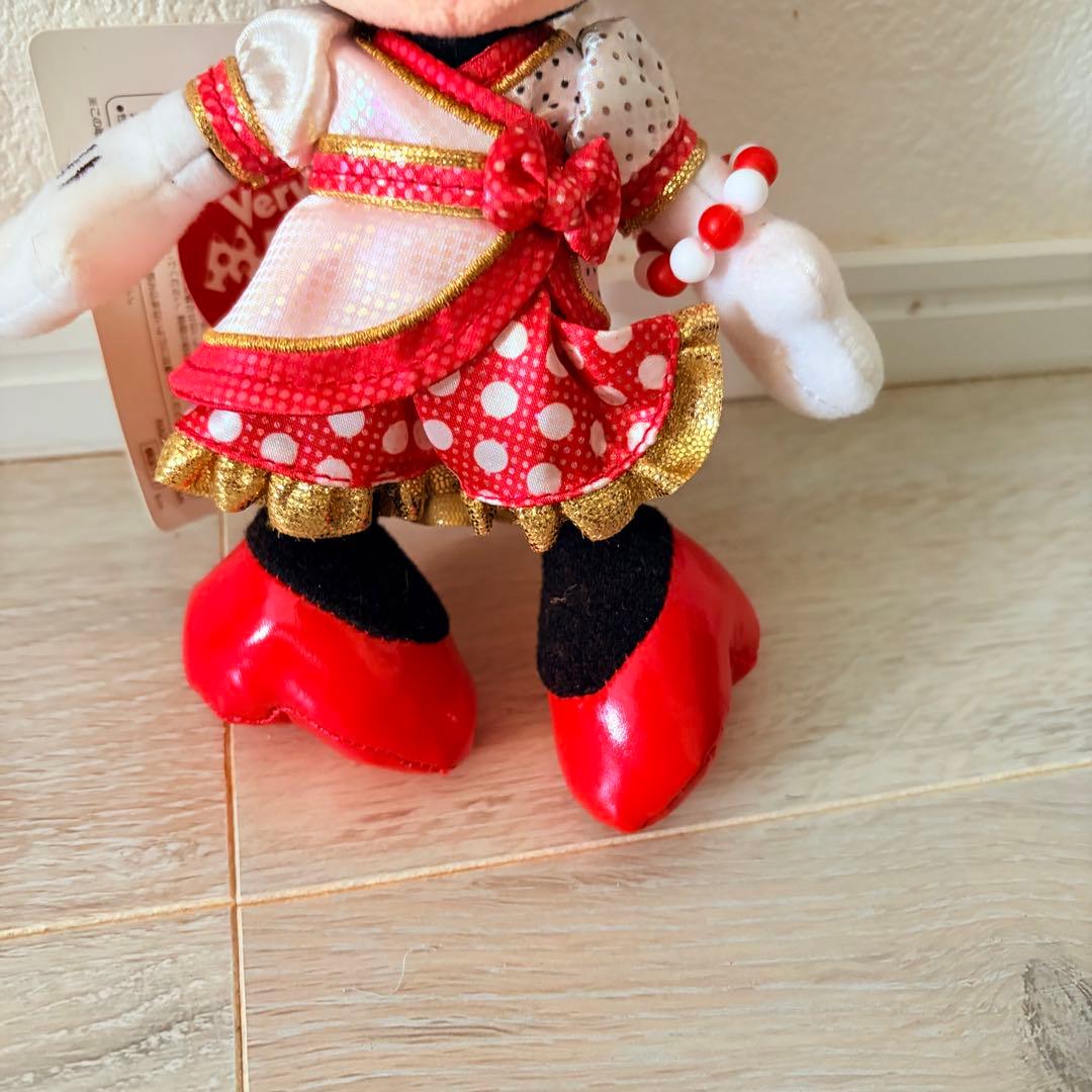 ベリーベリーミニー　ミニー　ぬいぐるみバッジ　ディズニーリゾート