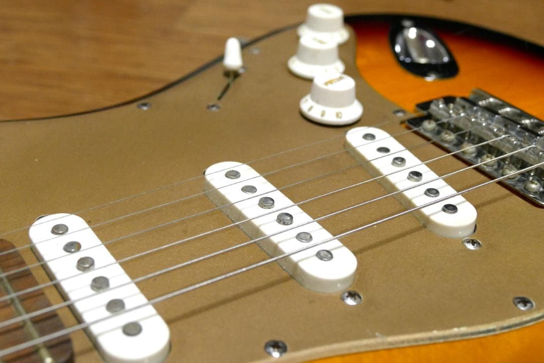 アマネコ Legend by AriaProⅡストラトキャスタータイプ