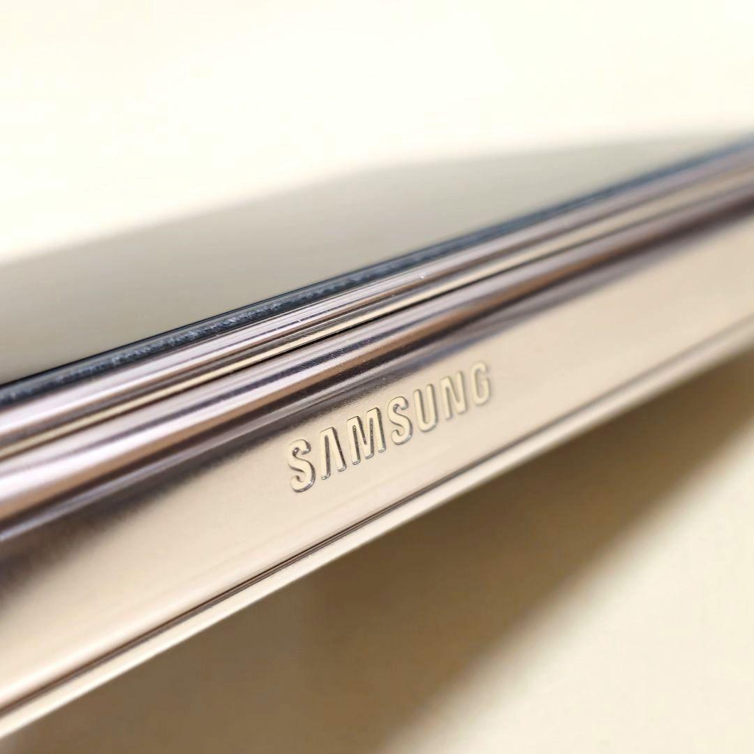 【最終値下げ】Galaxy Z Fold 4 香港版 256GB ベージュ色