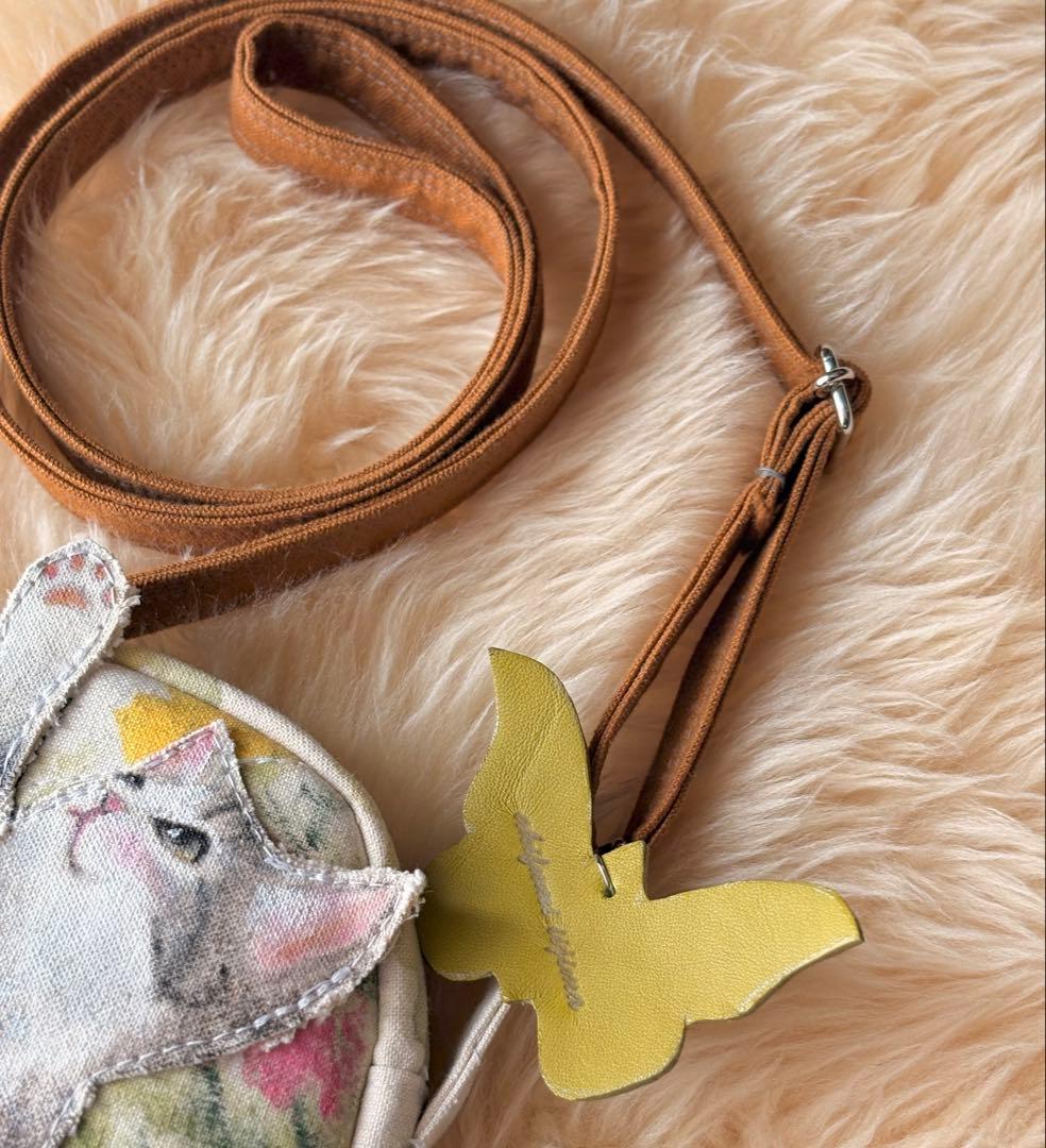 (手づくり)\"たわむれるサバ白\"ねこのショルダーバッグ　ネコポシェット