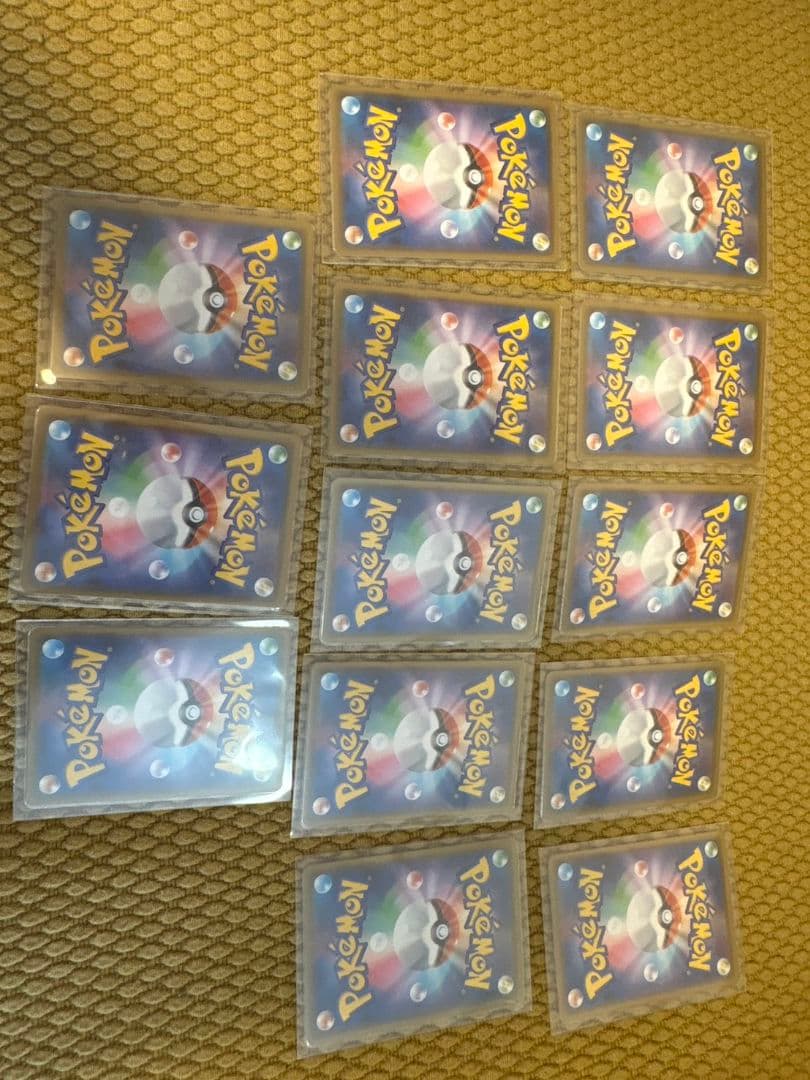 ピカチュウ ポケモンカード 18枚セットまとめ売り