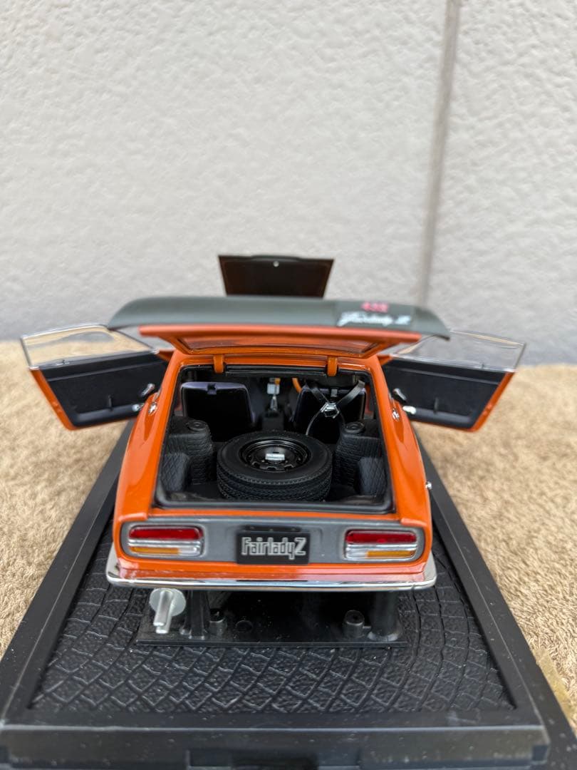 京商 NISSAN FAIRLADY Z-432R オレンジ1/18