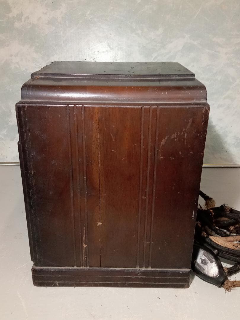 真空管ラジオ シャープ受信機 D65型 木製 ジャンク 昭和レトロ 早川金属工業