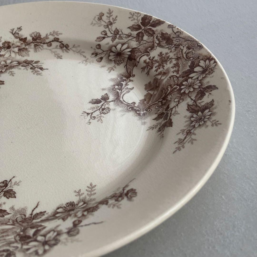 のん❣️ショワジールロワ POMPADOUR ディナープレートA