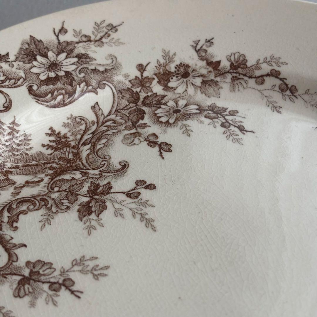 のん❣️ショワジールロワ POMPADOUR ディナープレートA