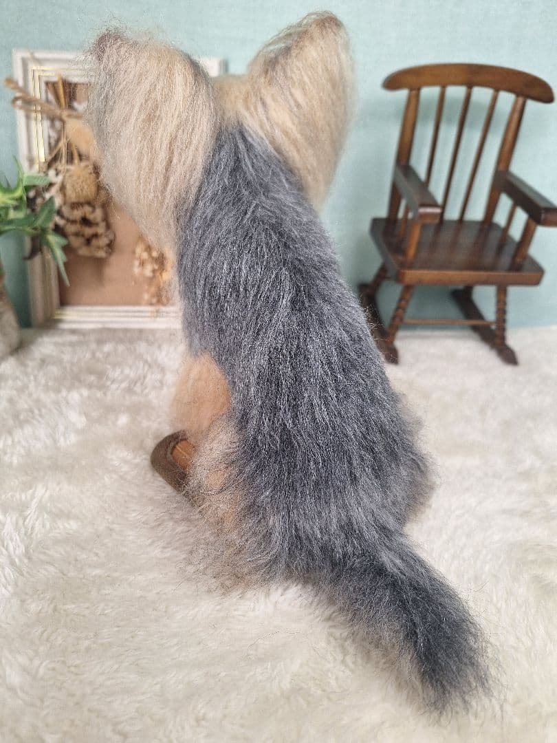 羊毛フェルト ヨークシャーテリア 置物