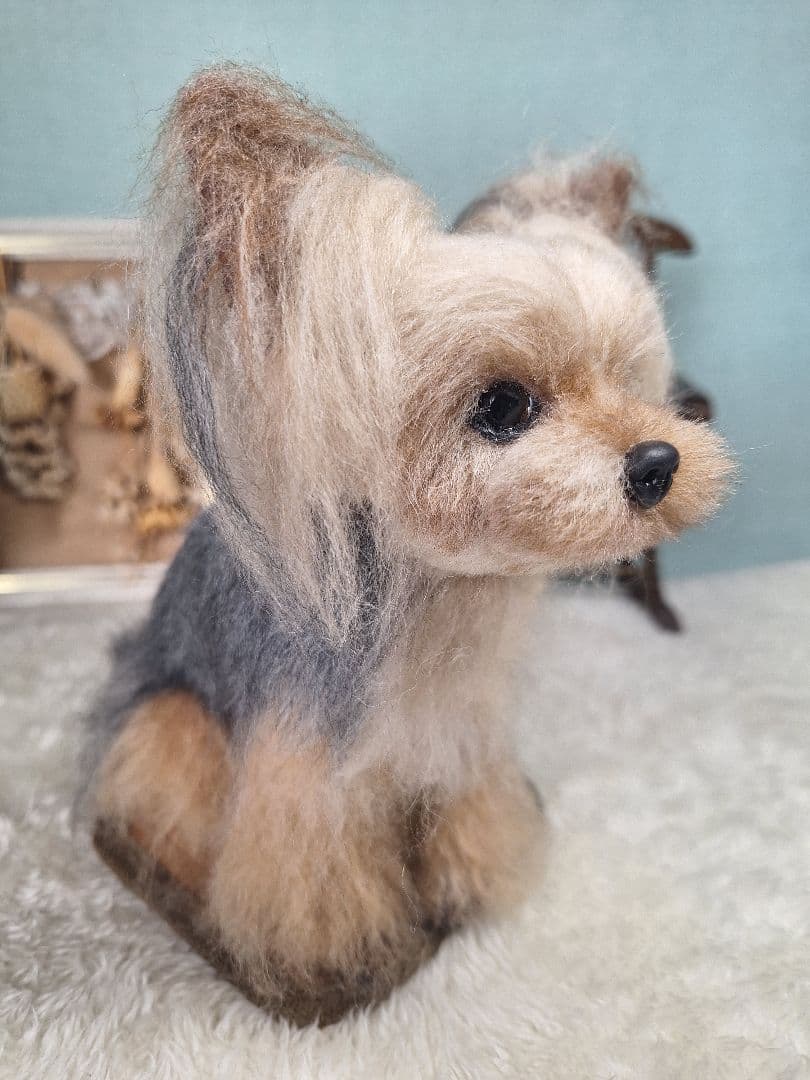 羊毛フェルト ヨークシャーテリア 置物