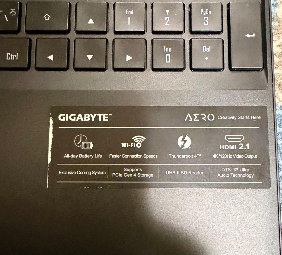 GIGABYTE AERO 15 YD 4K有機EL i7 RTX3080