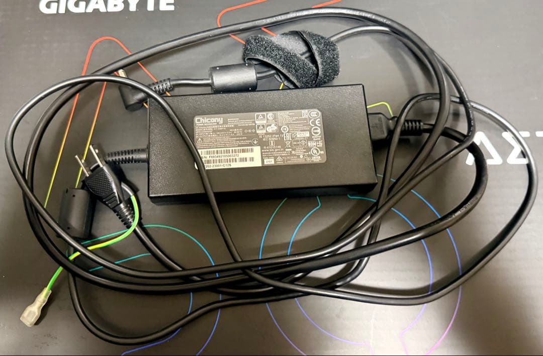 GIGABYTE AERO 15 YD 4K有機EL i7 RTX3080