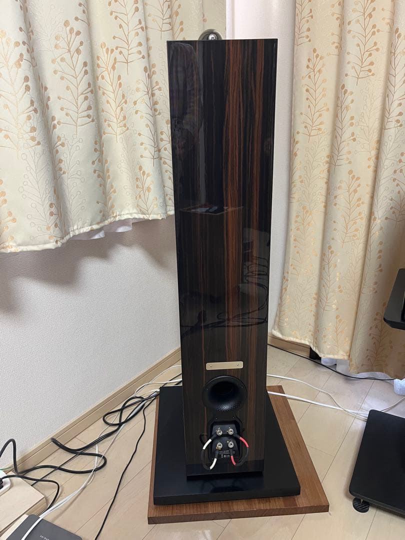 Bowers & Wilkins 702 Signature ペア