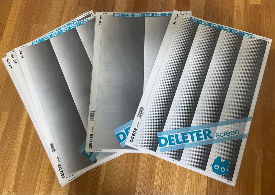 スクリーントーン200枚以上と漫画原稿用紙80枚以上