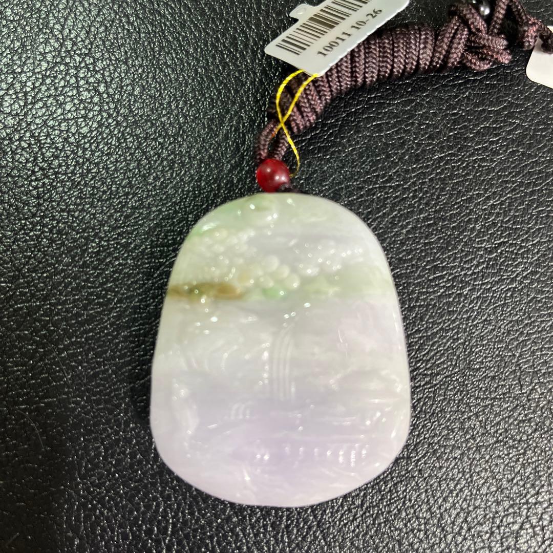 翡翠 ペンダント 薄紫色と緑色のグラデーション 彫刻デザイン　NO288