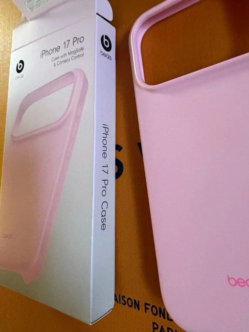 Beats iPhone 17 Pro Case - ベビーピンク