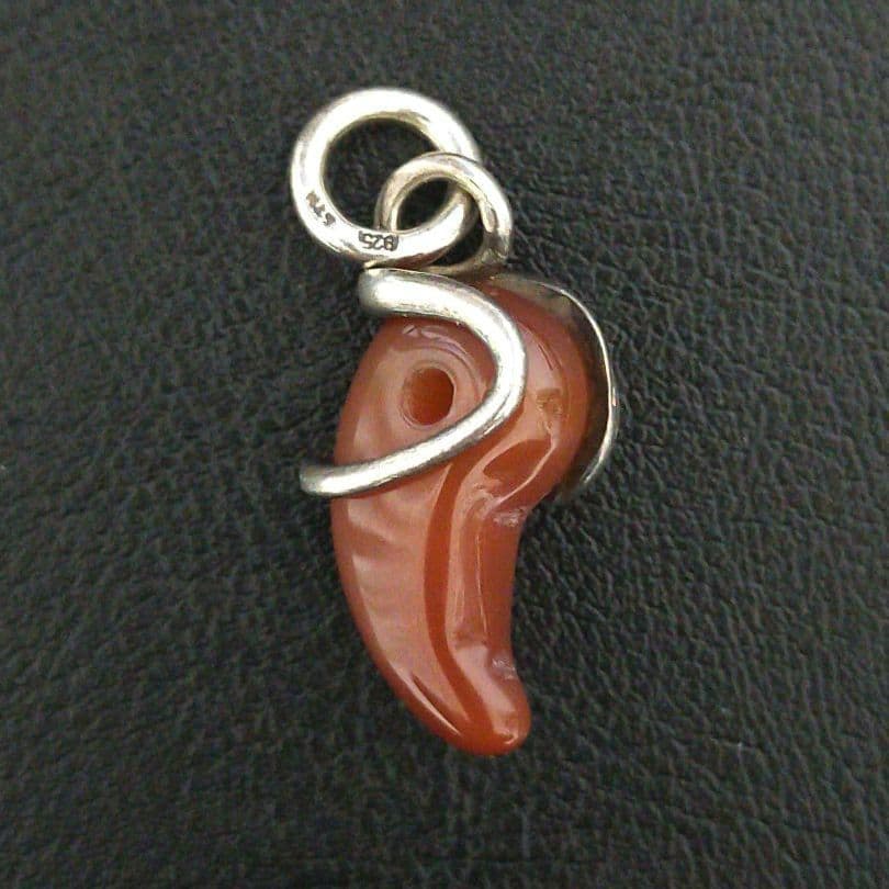 希少　925 刻印　ネックレスのペンダントトップ（血赤珊瑚 ？カーネリアン？）