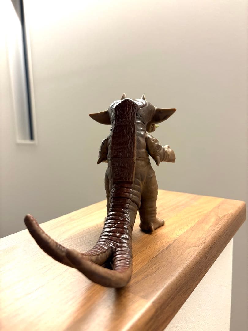 カスタムソフビ　ゴモラ　ダブルヘッド　ソフビ