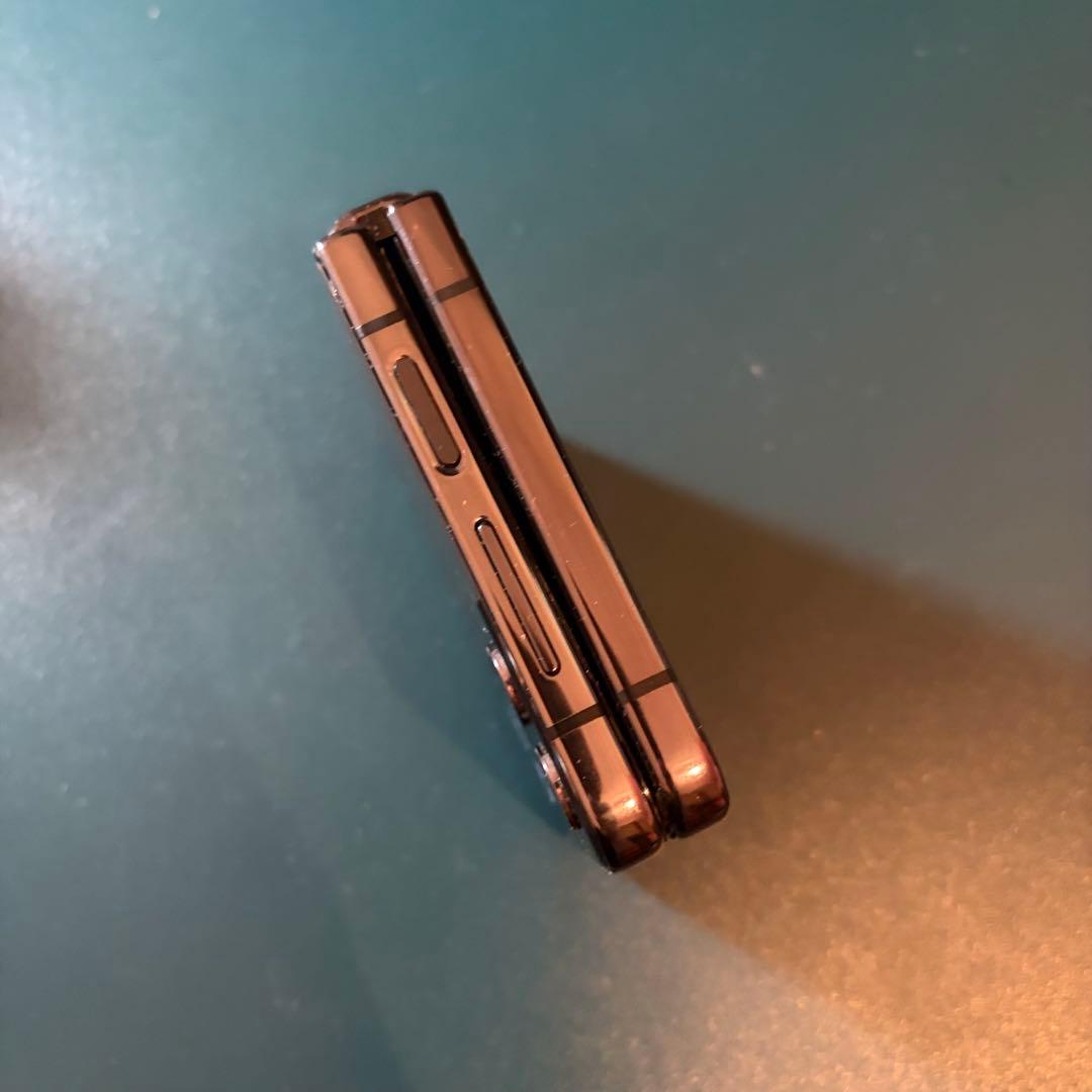 スマートフォン本体 Samsung Galaxy Z Flip4 8GB+128GB