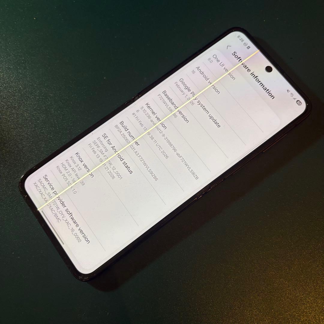 スマートフォン本体 Samsung Galaxy Z Flip4 8GB+128GB