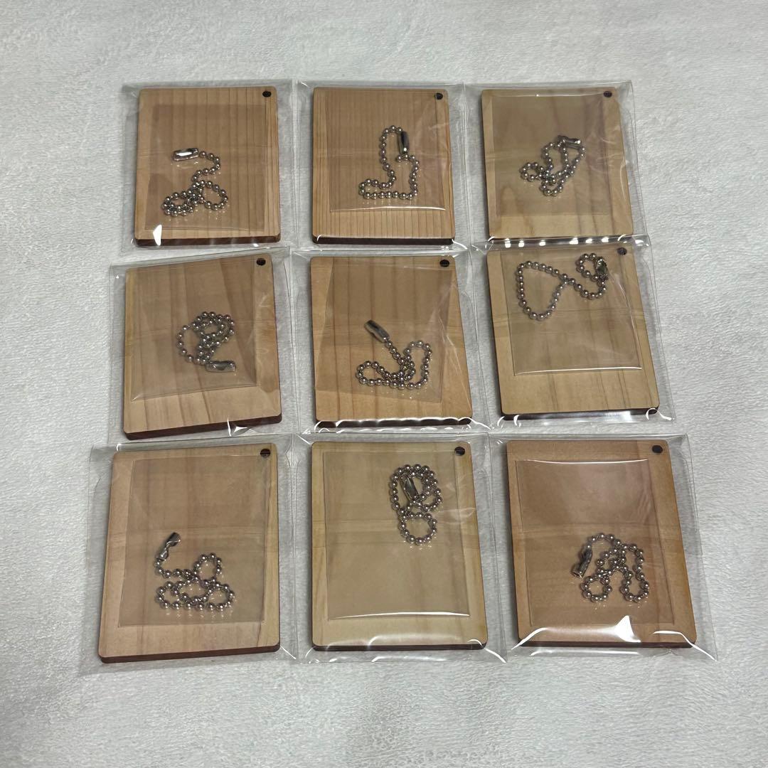 チェンソーマン　コラボカフェ　木製キーホルダー　キーチェーン　デンジ　レゼ