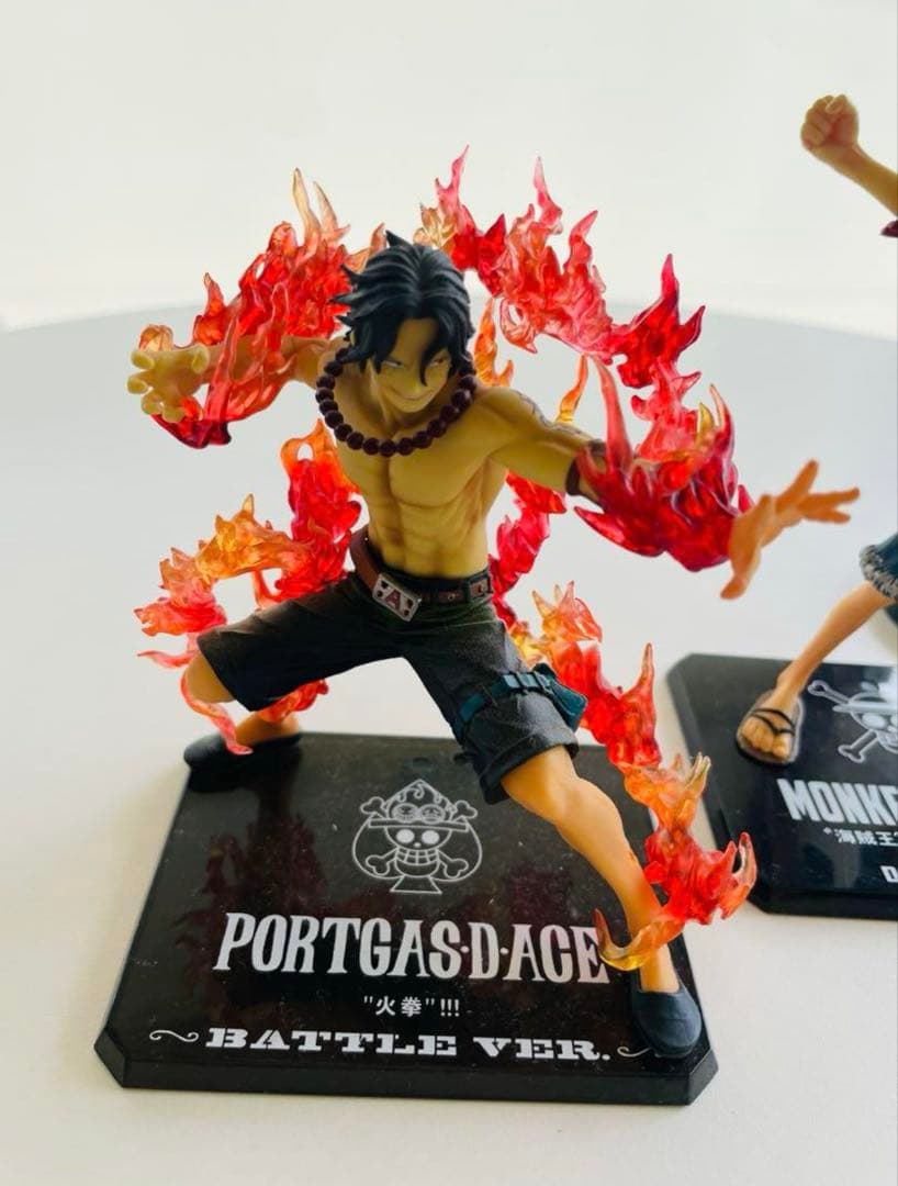 ONE PIECEフィギュア　宴　他オマケ付き