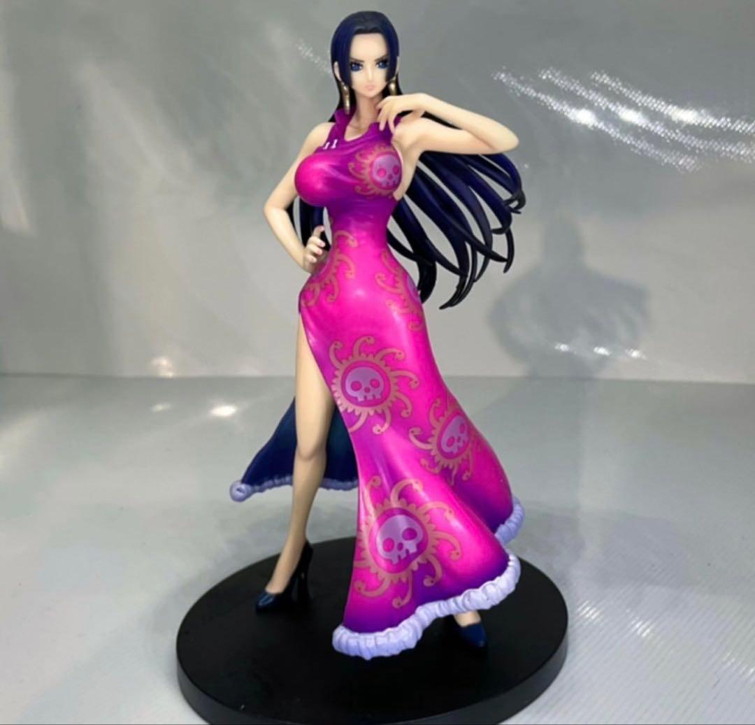 ONE PIECEフィギュア　宴　他オマケ付き