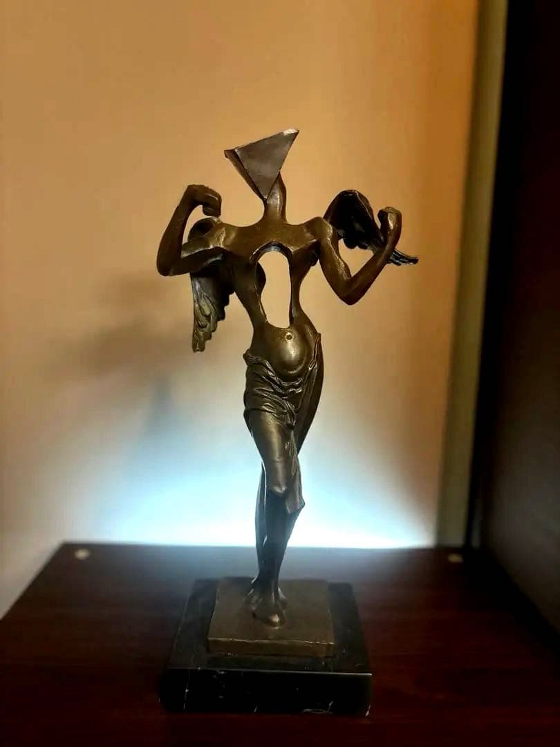 サルバドール・ダリ 超現実の天使 ブロンズ像 プロップ レプリカ 約40cm