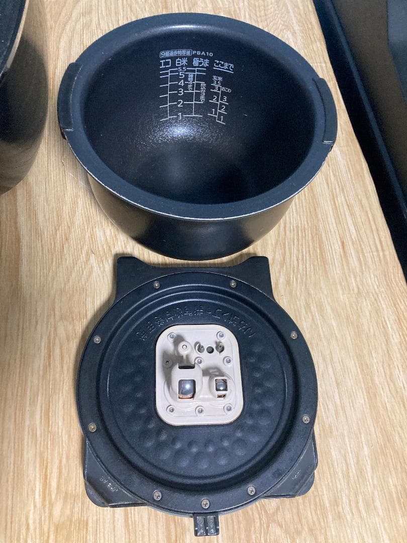 ★TIGER JPB-A100 圧力IH炊飯ジャー炊飯器 5.5合炊き