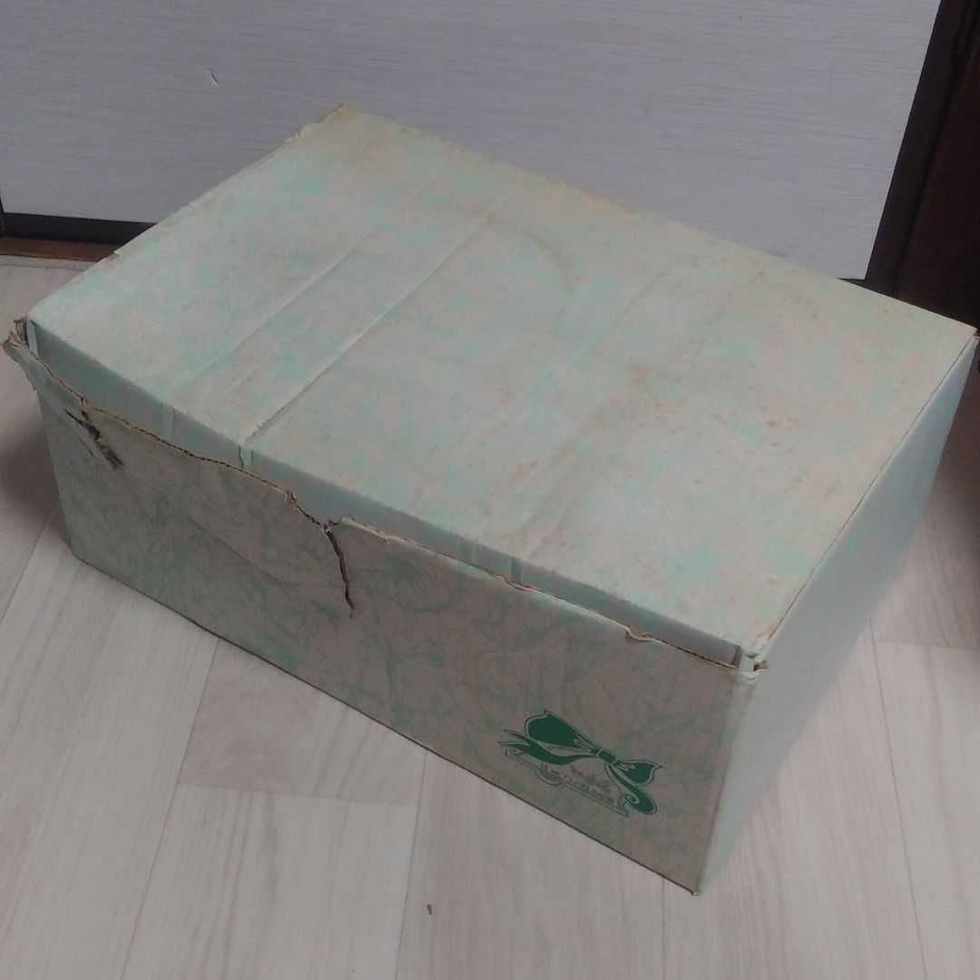 桂由美　半月おもてなし揃