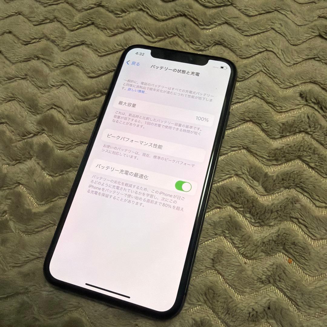 Apple iPhone X 64GB スペースグレー SIMフリー