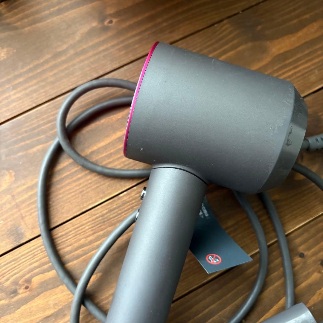 ダイソンドライヤー HD03 　アイアン／ピンク(P96) 動作品