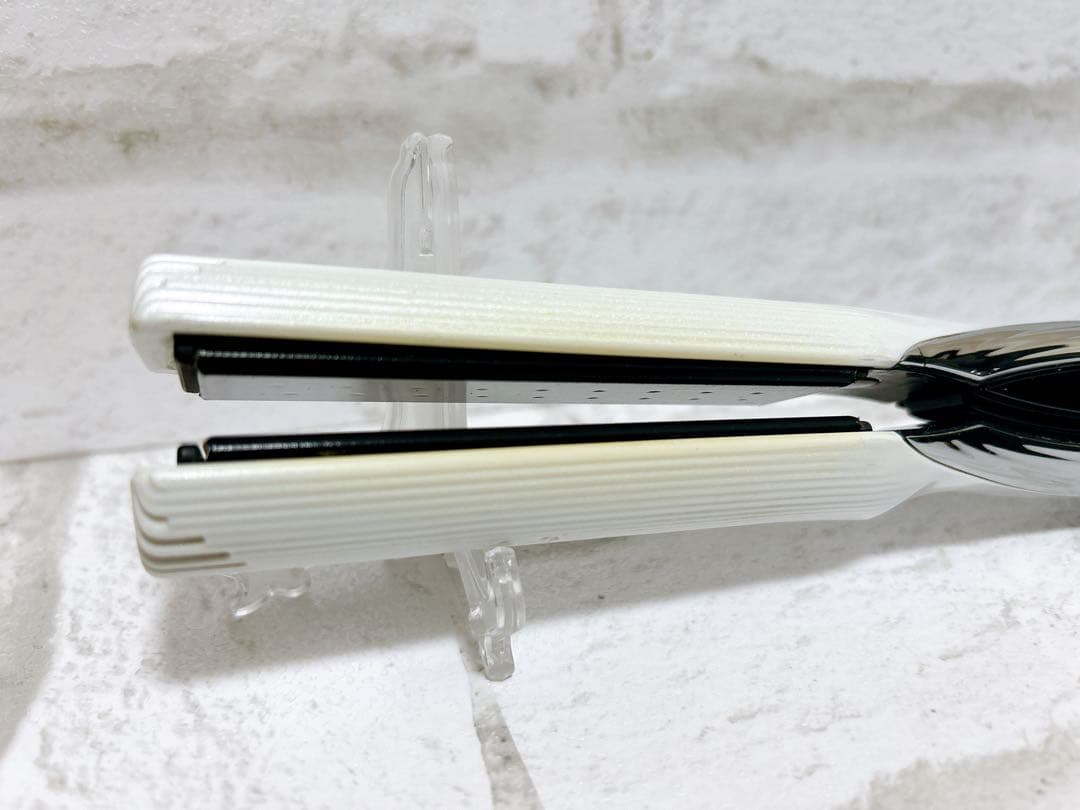 H*c様 リファ ストレートアイロン ReFa