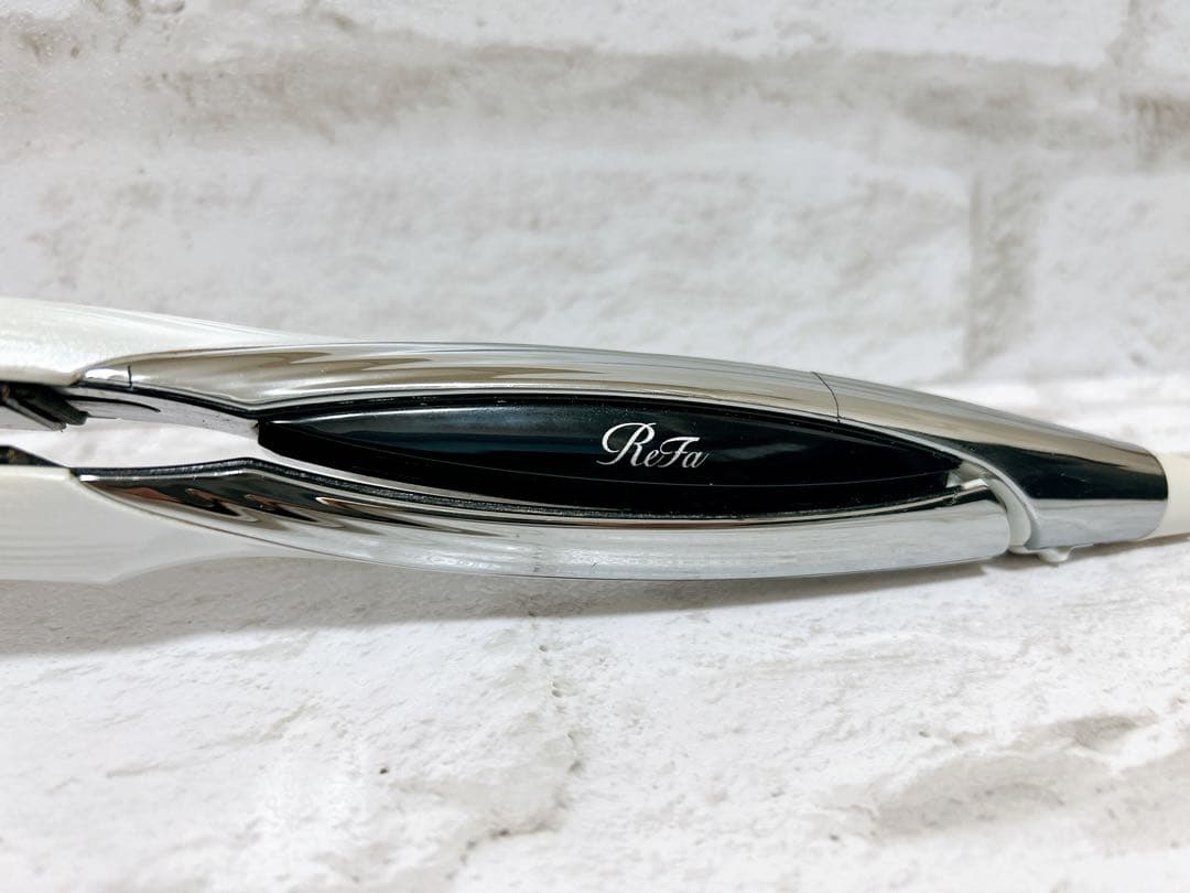 H*c様 リファ ストレートアイロン ReFa