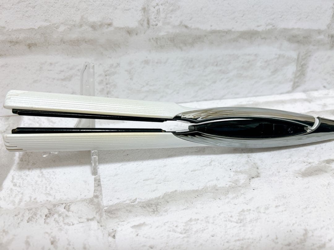 H*c様 リファ ストレートアイロン ReFa