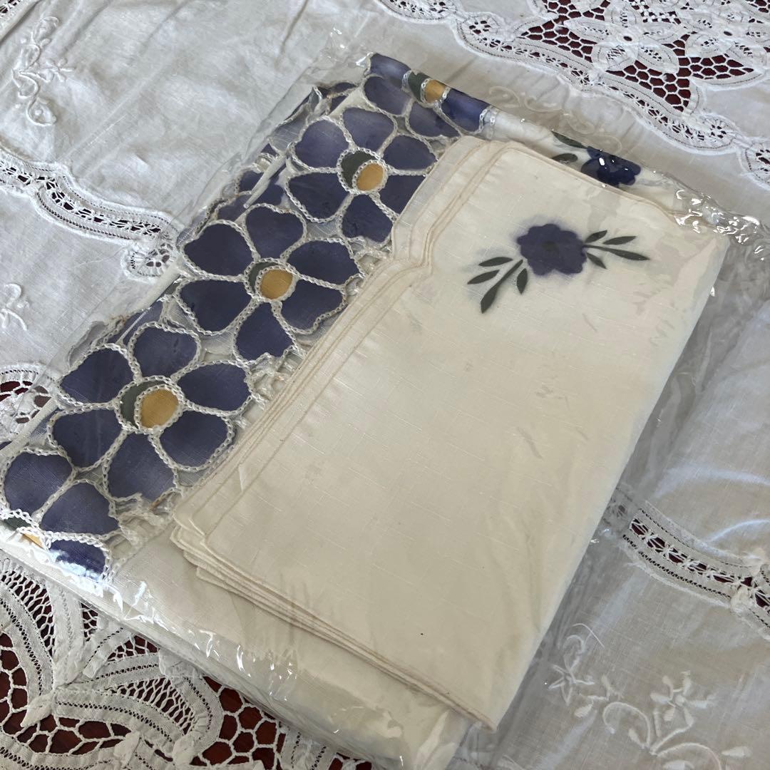 花柄テーブルクロスとナプキンセット　東欧